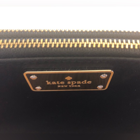 kate spade Leoni Wilson Road Double Zip Wristlet EUC - Picture 3 of 5
